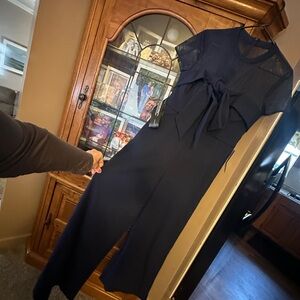 NEW NWT Elegant Navy Blue Women's JUMPSUIT. SIZE 10. Wedding. Party. Cruise NICE